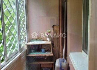 Продается трехкомнатная квартира, 57 м2, Ангарск, 9-й микрорайон, 100