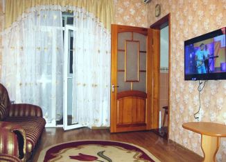 Сдаю 1-комнатную квартиру, 26 м2, Ялта, улица Васильева, 2