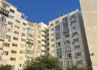 Продаю 1-комнатную квартиру, 35.7 м2, Евпатория, улица 9 Мая, 90