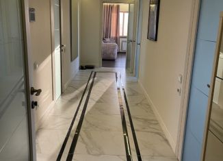 Продаю 3-комнатную квартиру, 100 м2, Ставрополь, улица Пирогова, 5Ак1