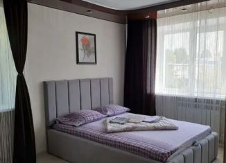 Сдам в аренду 1-ком. квартиру, 32 м2, Глазов, улица Ленина, 5А
