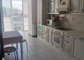 Продаю 3-ком. квартиру, 70.2 м2, Уфа, улица Глинки, 5, Калининский район