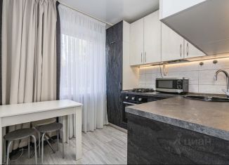 Продаю 1-ком. квартиру, 32 м2, Калининград, улица Багратиона, 86, Московский район