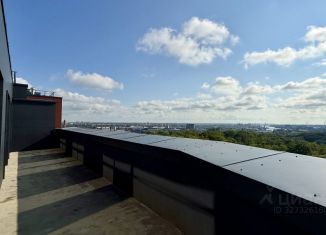 Трехкомнатная квартира на продажу, 140 м2, Калининград, улица Генерал-фельдмаршала Румянцева, 11