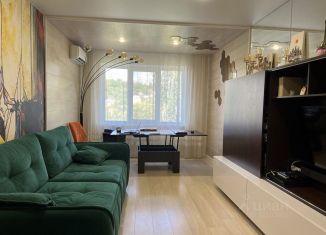 Продается 4-комнатная квартира, 86 м2, Симферополь