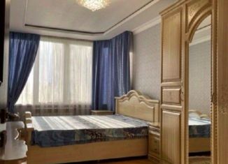 Сдается в аренду однокомнатная квартира, 130 м2, Кисловодск, проспект Победы, 83А