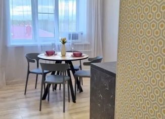 Сдаю в аренду 1-ком. квартиру, 37 м2, Тверская область, улица Тарасова, 54/1