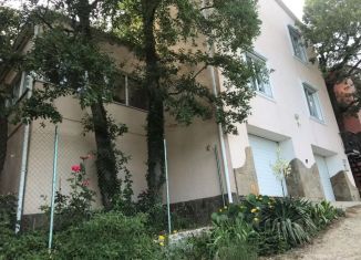Сдается дом, 300 м2, посёлок городского типа Никита