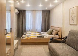 Сдам 1-ком. квартиру, 50 м2, Белгород, улица Щорса, 8Мк1