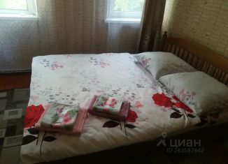 Однокомнатная квартира в аренду, 34 м2, Пятигорск, улица Нины Попцовой, 34