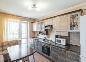 Сдача в аренду 2-ком. квартиры, 60 м2, Омск, бульвар Архитекторов, 4