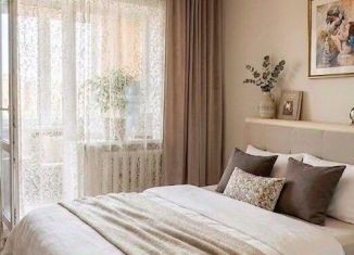 Трехкомнатная квартира на продажу, 62.7 м2, Курган, 1-й микрорайон, 25