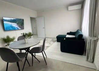 Сдаю в аренду 2-ком. квартиру, 48 м2, Белгородская область, микрорайон Степной, 32Г