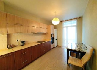 Сдаю однокомнатную квартиру, 38 м2, Белгородская область, улица Щорса, 8М