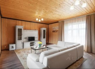 Сдача в аренду дома, 100 м2, Крым, Лесная улица, 2А