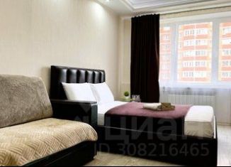 Сдам в аренду 1-ком. квартиру, 44 м2, Калуга, улица 65 лет Победы, 41к2