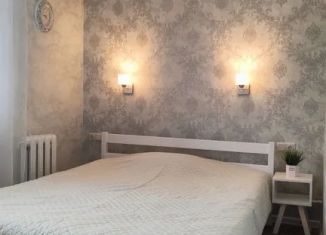 Сдаю 2-ком. квартиру, 40 м2, Печоры, площадь Победы, 4