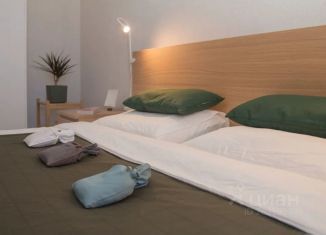 Сдаю двухкомнатную квартиру, 55 м2, Бурятия, проспект 60 лет СССР, 4