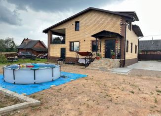 Продаю коттедж, 230 м2, Великие Луки, улица Весны, 4