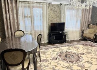 Сдается трехкомнатная квартира, 88 м2, Дербент, улица М. Далгата, 6А
