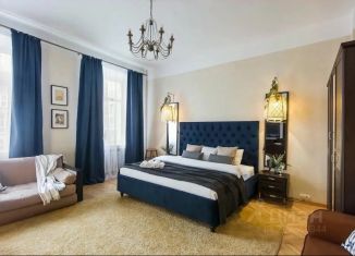 4-ком. квартира в аренду, 20 м2, Москва, улица Серафимовича, 2, метро Октябрьская