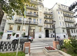 Пятикомнатная квартира на продажу, 147.2 м2, Москва, Тверской бульвар, 9, Пресненский район