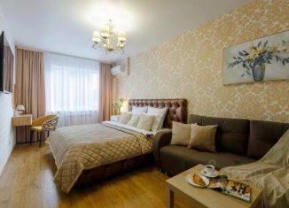 Сдается в аренду 2-комнатная квартира, 70 м2, Самара, улица Мичурина, 183, метро Российская