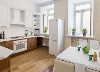 3-комнатная квартира в аренду, 100 м2, Москва, Никитский бульвар, 12, метро Арбатская