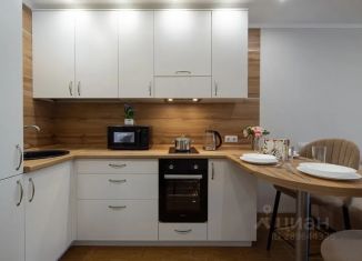 Сдам 1-комнатную квартиру, 45 м2, Самара, улица Гагарина, 26А