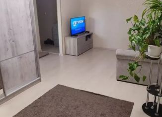 Продается 2-комнатная квартира, 46.2 м2, Мценск, 1-й микрорайон, 19