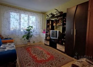Продам трехкомнатную квартиру, 68.4 м2, Энгельс, проспект Химиков, 3/2