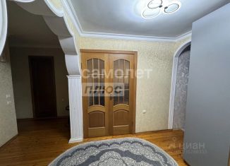 3-ком. квартира на продажу, 80 м2, Дагестан, улица Генерала Сеидова, 18
