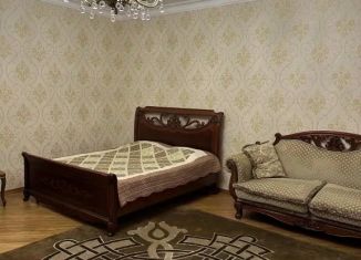 Однокомнатная квартира в аренду, 80 м2, Махачкала, проспект Расула Гамзатова, 53, Советский внутригородской район