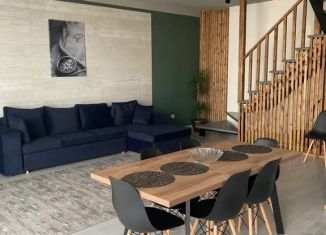 Сдаю дом, 120 м2, Избербаш, площадь Ленина