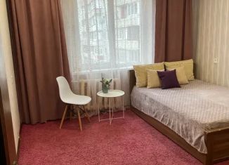 Сдаю в аренду 2-ком. квартиру, 52 м2, Брянск, микрорайон Московский, 39