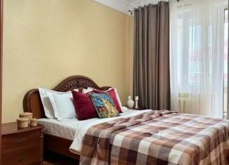 Сдаю 3-комнатную квартиру, 80 м2, Махачкала, проспект Имама Шамиля, 52А