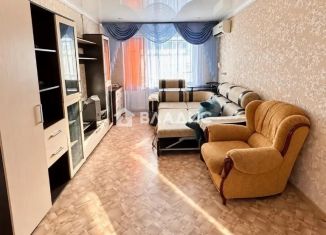 Трехкомнатная квартира на продажу, 61.8 м2, Оренбургская область, улица Васнецова, 12