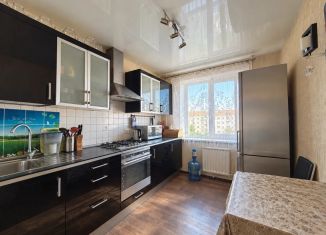 Трехкомнатная квартира на продажу, 62.7 м2, Псковская область, улица Байкова, 4
