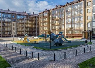 Продается двухкомнатная квартира, 66.02 м2, Абакан, улица Авиаторов, 1Д