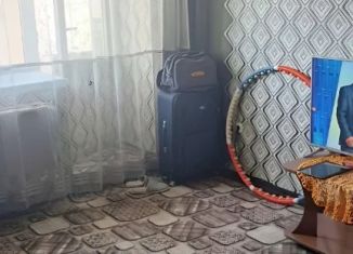 Продается двухкомнатная квартира, 57 м2, Красноярский край, улица Трегубенко, 61А