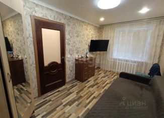 Продается двухкомнатная квартира, 58 м2, Курская область, Молодёжная улица, 3