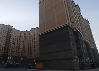 Продам 4-ком. квартиру, 98 м2, Ставрополь, улица Генерала Маргелова, 3/1