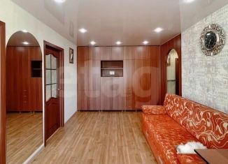 Четырехкомнатная квартира на продажу, 60 м2, Курган, 1-й микрорайон, 5