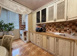 Двухкомнатная квартира на продажу, 58.5 м2, Нальчик, улица Нахушева, 105