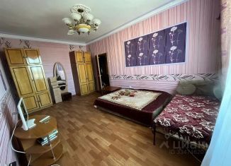 Сдается однокомнатная квартира, 36 м2, Магаданская область, улица Коммуны, 9