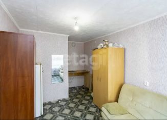 Продается комната, 13.8 м2, Тюменская область, улица 50 лет Октября, 62А