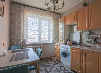 Продам четырехкомнатную квартиру, 87.7 м2, Курган, 5-й микрорайон, 3