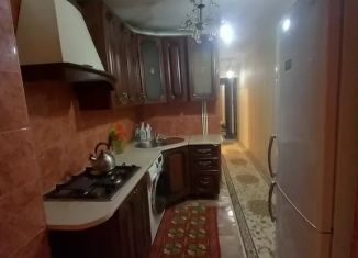 Сдаю двухкомнатную квартиру, 48 м2, поселок городского типа Дубки, посёлок городского типа Дубки, 10