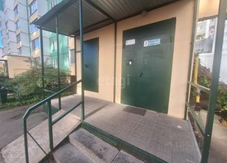 Продается 1-ком. квартира, 36.1 м2, Смоленск, микрорайон Королёвка, 17