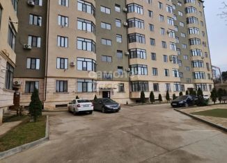 Продается 1-комнатная квартира, 47 м2, Дагестан, улица Ирчи Казака, 10